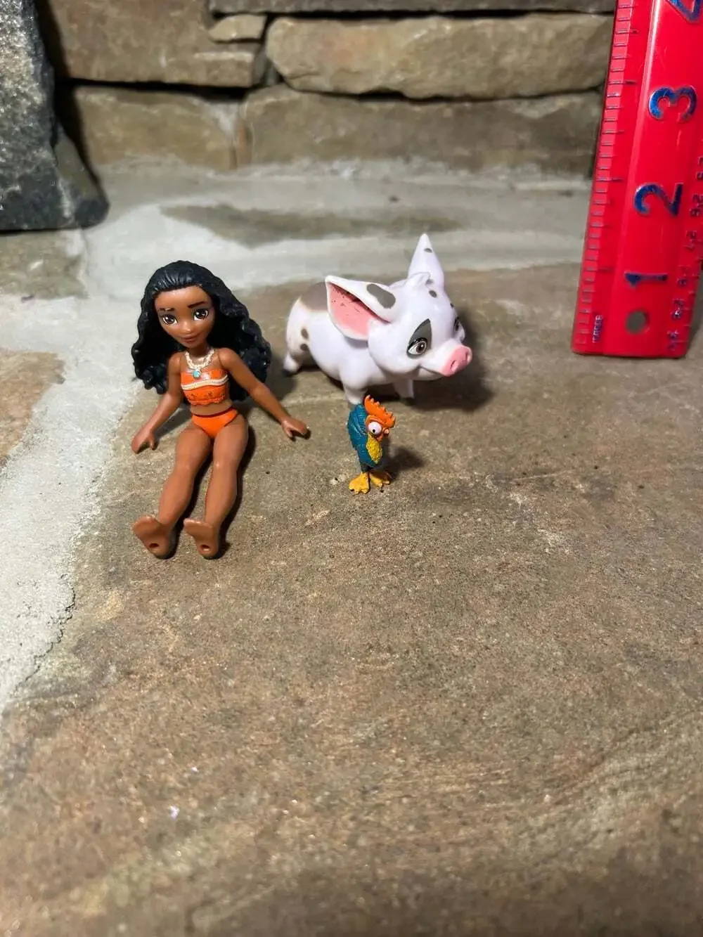 Moana , Pug and Hei Hei figures